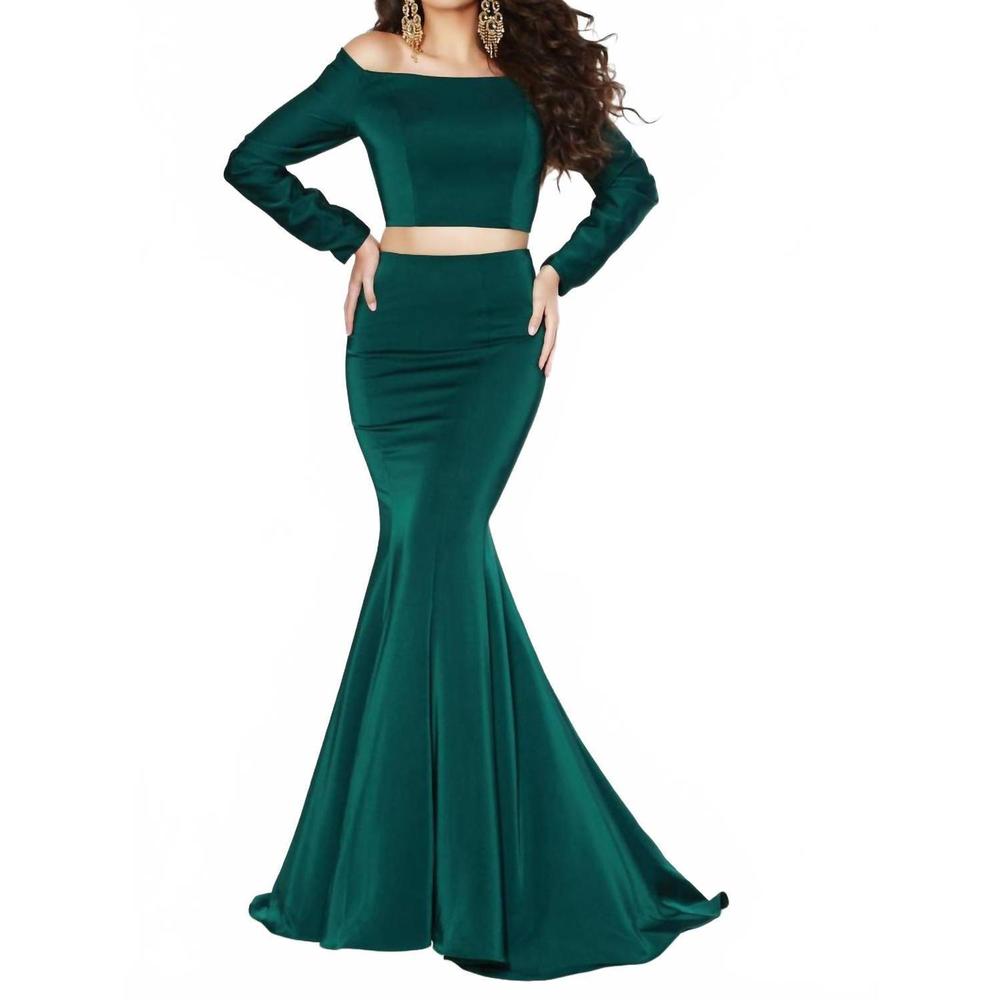 NEW 2CUTE off the shoulder prom dress in green
